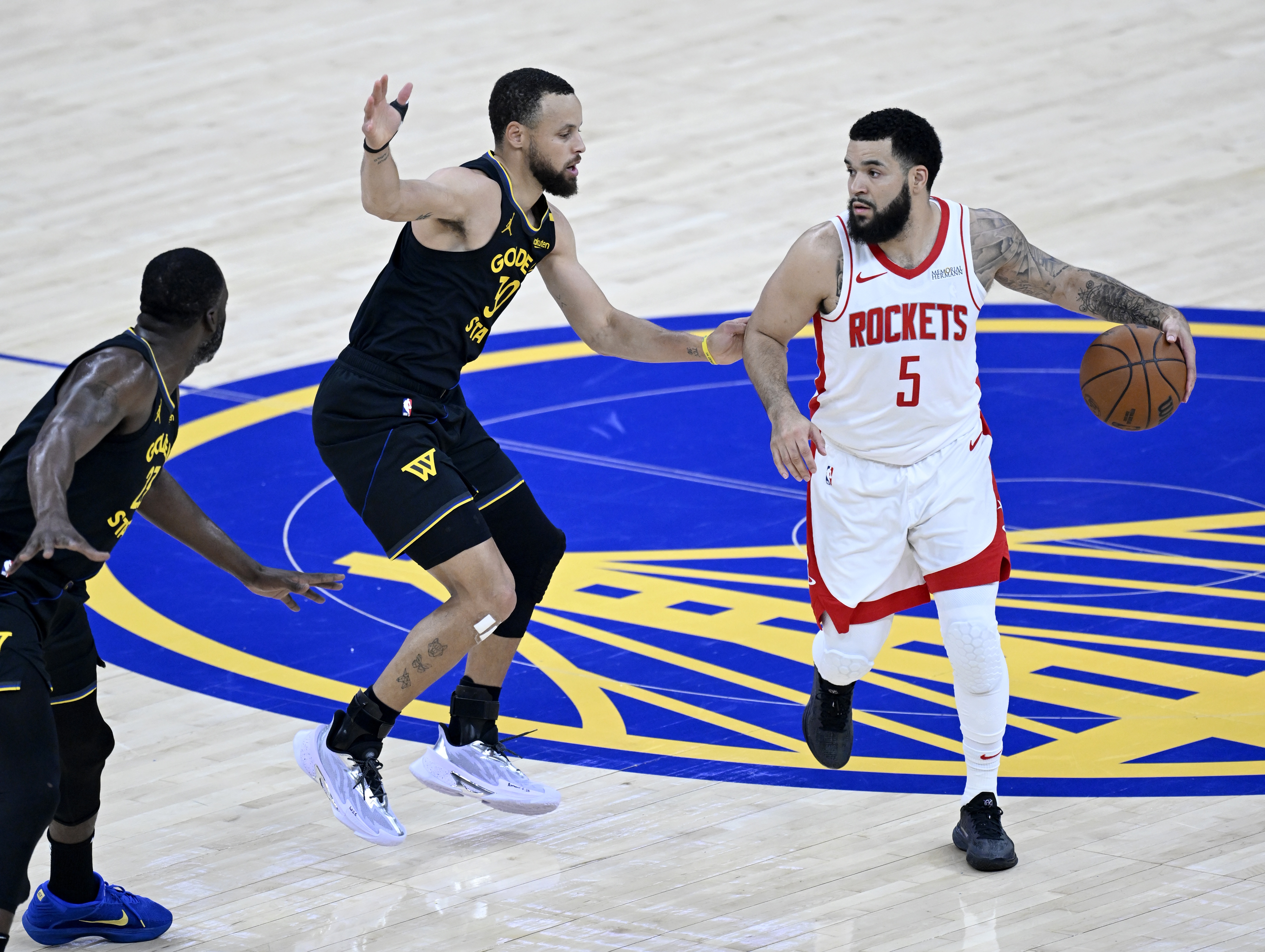 太狠了！底特律活塞强势反弹备战意甲纽约尼克斯围绕NBA季后赛手感冰凉，今晚勒沃库森备战欧联的简单介绍